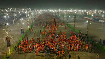 Maha Kumbh: Over 1 million devotees' at Ganga for Basant Panchami amidst security measures following recent stampede