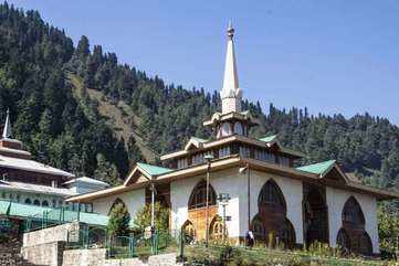 Baba Reshi Shrine