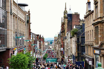 Stop and shop at downtown Glasgow