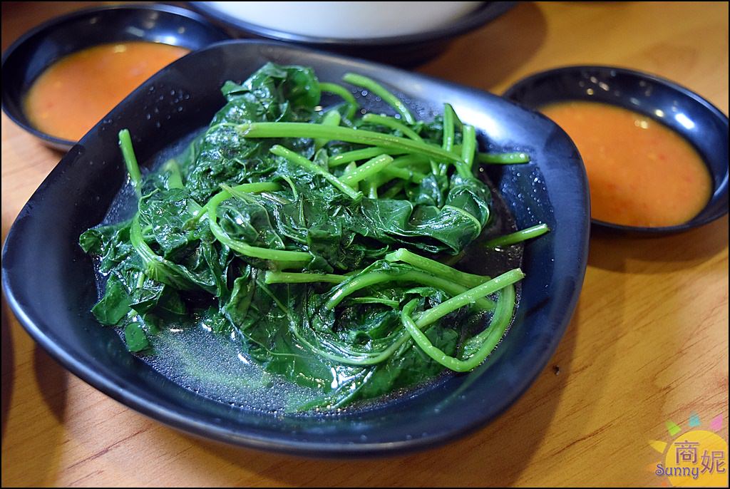 康寶藥膳養生食補| 台中超好吃藥燉排骨慢燉5小時一年四季隨時溫補