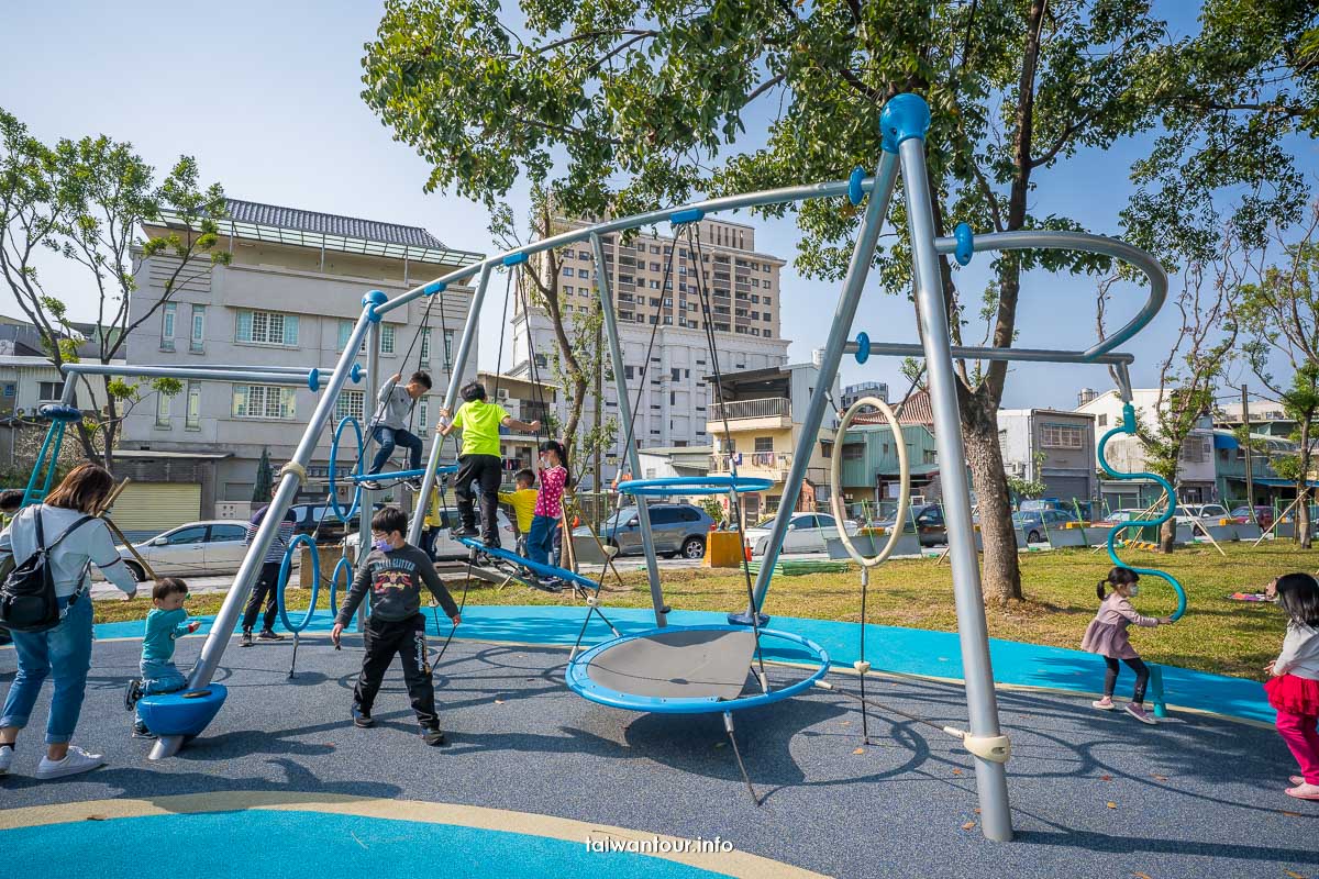 【綠川水淨樂園】台中市親子遊戲場景點推薦