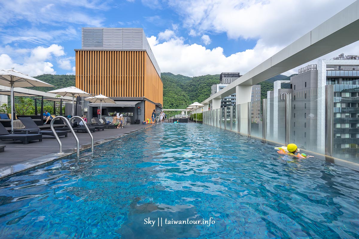 宜蘭礁溪【晶泉丰旅】溫泉住宿親子推薦.無邊際泳池