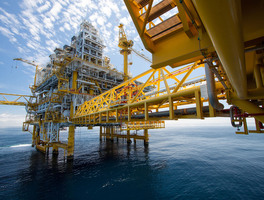 Offshore oil and gas platform