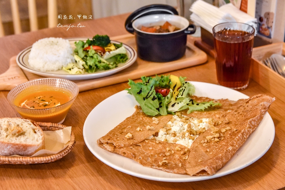 【花蓮美食】OH LA LA 法式薄餅家常菜 法國主廚坐鎮高評價推薦！鑄鐵燉鍋料理也很好吃 @周花花，甲飽沒