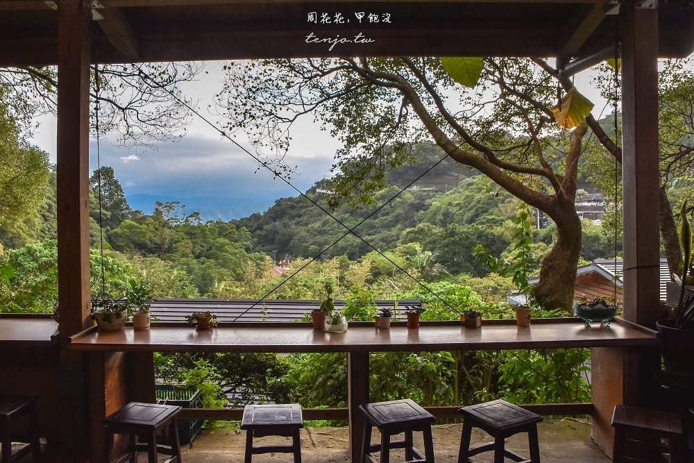 【內湖碧山路美食】茗穀屋烘焙工作坊 走進山林小徑吃碗消暑豆花！近碧山巖白石湖吊橋 @周花花，甲飽沒