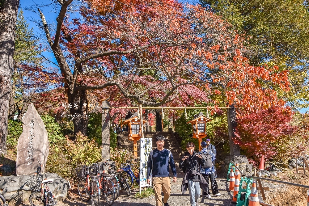 【山梨縣景點】新倉富士淺間神社 絕美富士山景！河口湖紅葉櫻花景點推薦一日遊交通方便