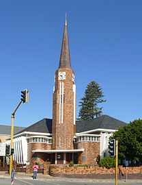 Die hoeksteen van die NG moedergemeente op Mosselbaai se teenswoordige kerkgebou is op 5 Maart 1949 gelê.