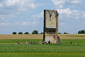 Ruïne van voormalig klooster Anhausen bij Satteldorf, de Anhäuser Mauer