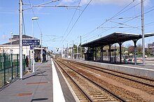 Les quais de la gare vus en direction de Saint-Malo