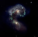 Una delle prime immagini di VIMOS che mostra le famose galassie Antenne (NGC 4038/9).