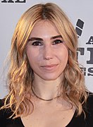 Zosia Mamet als Shoshanna