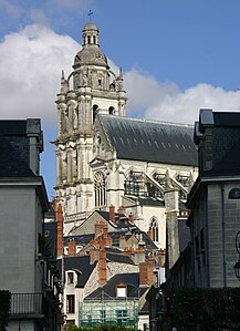 La tour unique de Blois.