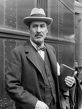 Howard Carter (1924), in een station in Chicago, Chicago Daily News