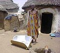 Image 7Solar cookers use sunlight as energy source for outdoor cooking. (from Developing country)