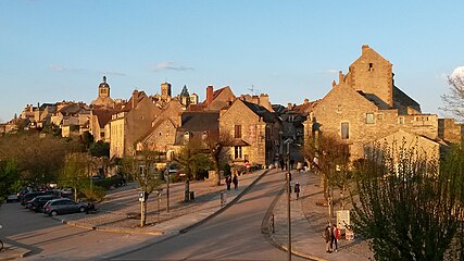 Rue Saint-Étienne au bas de la colline