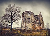 Ruins of Church of Saint Virgin Mary in Smalany. Author: Dmitry Apalikov.