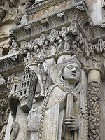 Detalle de la puerta real de la Catedral de Chartres.