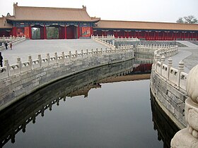 Forbidden City, Balustrade of marble