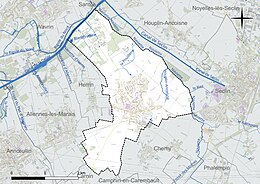 Carte en couleur présentant le réseau hydrographique de la commune