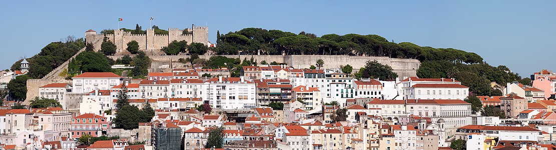 São Jorge Castle, by Massimo Catarinella