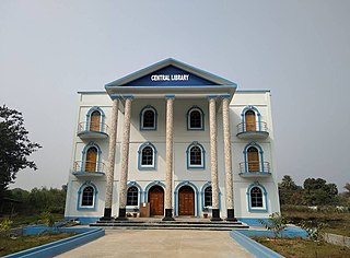 Cenytral Library in Pandit Raghunath Murmu Smriti Mahavidyalaya