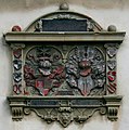 Wappen der Herren von Rodenstein mit dem Wappen der Herren von Habern am Hofgut der Freiherren von Gemmingen in Fränkisch-Crumbach