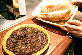 Tapa de morcilla leonesa