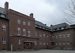 Evangelisches Gymnasium zum Grauen Kloster in der Salzbrunner Straße