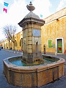 Fontaine érigée en reconnaissance au colonel Louis d'Aguillon.