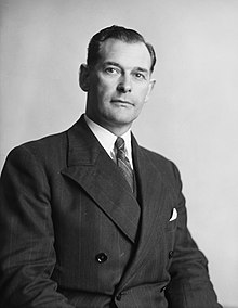 b&w portrait photo of a man in his mid fifties