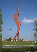 Glorieta del bulevar ronda, Oteando, de Miquel Navarro.