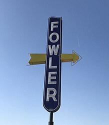 Sign at the intersection of Golden State Blvd. and E Merced St. in Fowler