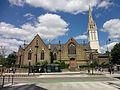 L'église Saint-Hélier, située sur la rue éponyme.