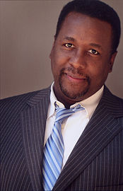 Wendell Pierce, Darsteller des James Greer