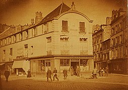 Le bar « Au pavillon », rue Gabriel-Peri