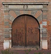 Portail de l'hôtel de Lestang, fin XVIe/début XVIIe siècle.