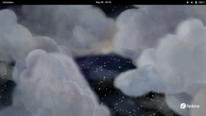 Desktop-ul implicit al Fedora 38 rulând GNOME 44.