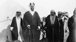 King Abdulaziz with Sheikh Faisal bin Sultan Al-Dawish next to him, photographed by the English officer Shakespear the day before the Battle of Jerrab, where Shakespear was killed.