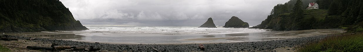 Cape Cove, just south of Heceta Head