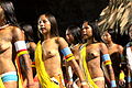 Kayapo, Parasil