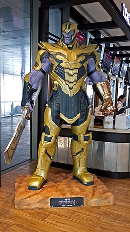 Een beeldje van Thanos uit de MCU