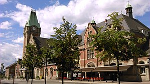 Le bâtiment voyageurs de la gare.