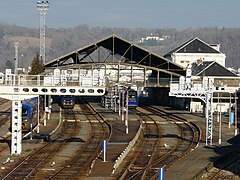 La gare avec la marquise qui couvre les voies (2008).