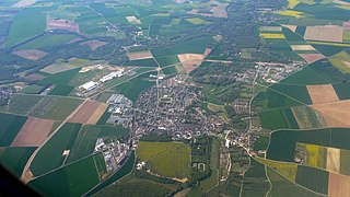 Auneau, vue d'avion.