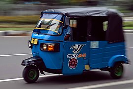 4-stroke Bajaj in Jakarta