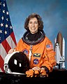 Q49269 Ellen Ochoa op 12 februari 2002 geboren op 10 mei 1958