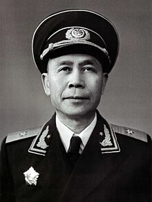 邓兆祥海军少将.jpg