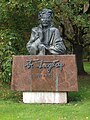 Friedebert Tuglase monument Ülejõe pargis