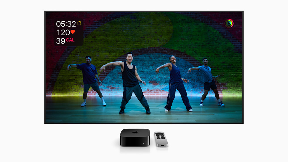 Apple TV mostrando o treino exclusivo de Alex Wong para o Apple Fitness Plus.