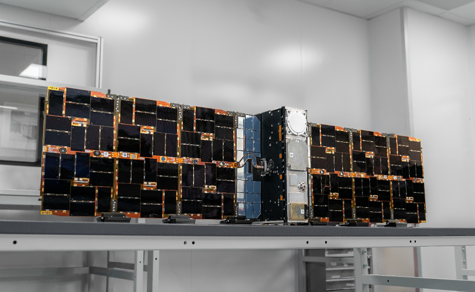 Cubesat Milani, který nese miniaturizovanou hyperspektrální kameru ASPECT